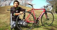 ロードバイクのタイヤパンクでチューブ交換をする時にみてもらいたい動画です。